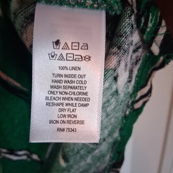 Nicole Miller Green Palm Print 100% Linen Top. Size XL - Picture 4 of 6